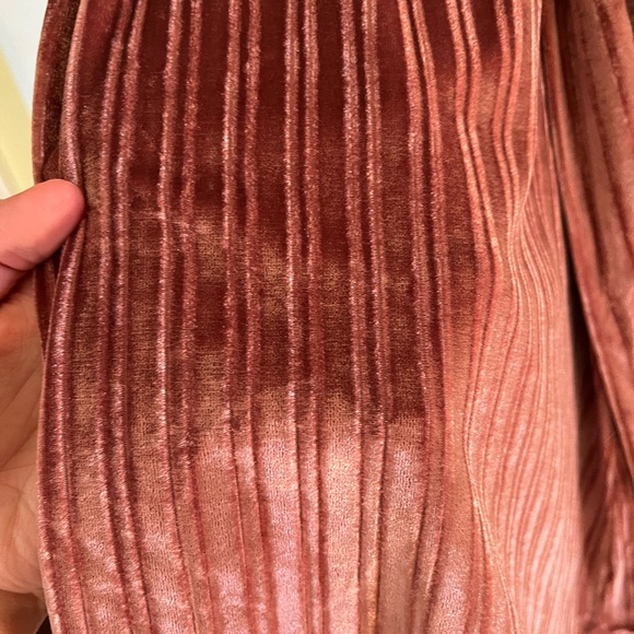 Pink Velvet Dress with waist tie - Picture 2 of 2